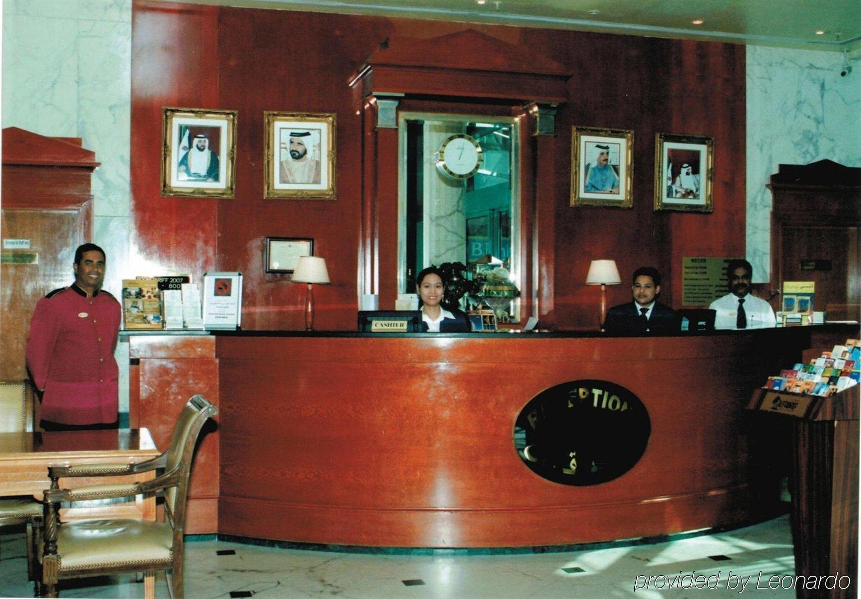 Grand Mayfair Hotel Dubaj Kültér fotó